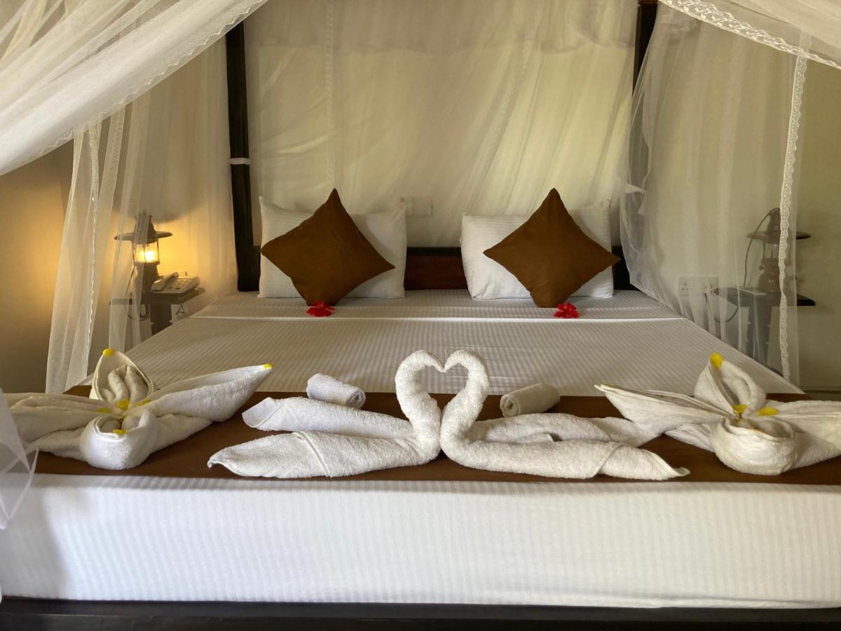 The View Hotel Сигирия Экстерьер фото